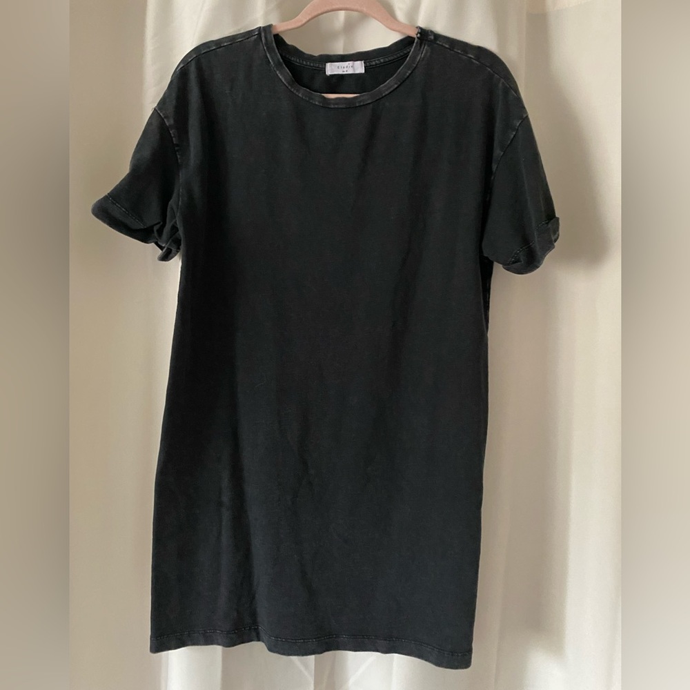 Charcoal gray Elodie tshirt shift dress